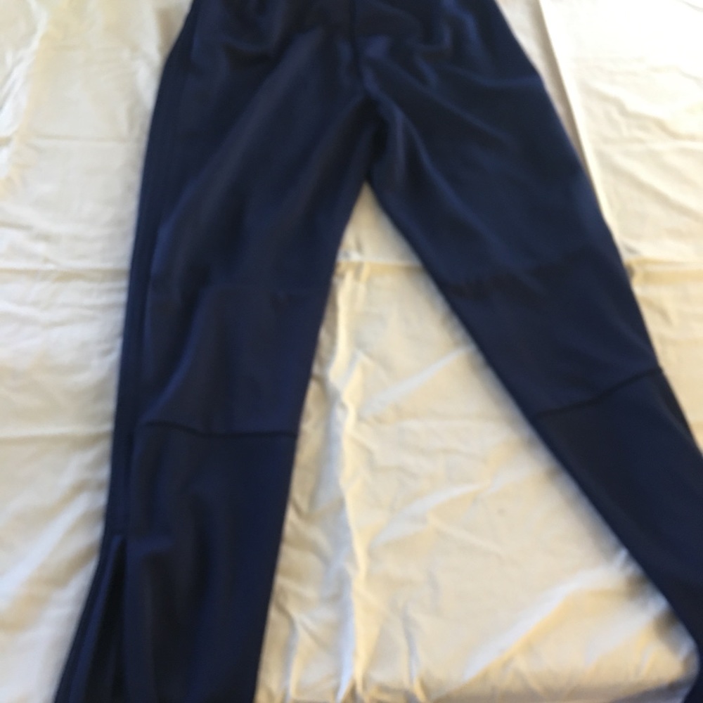 Navy warm ups - Picture 5 of 6